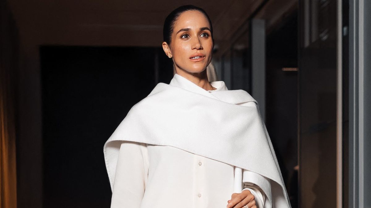 Neskutečný trapas Meghan Markle. Na přehlídku do Paříže ji nikdo nepozval! Návrhář prásknul, jak to celé bylo