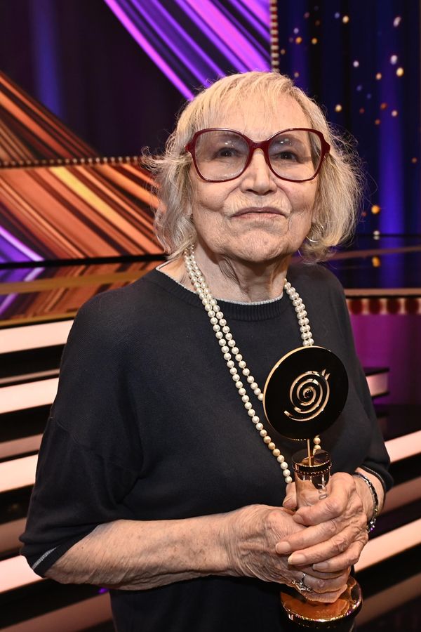 Po delší době opět na veřejnosti. Marta Kubišová sršela dobrou náladou a dojala Lucii Bílou - fotka 1/1