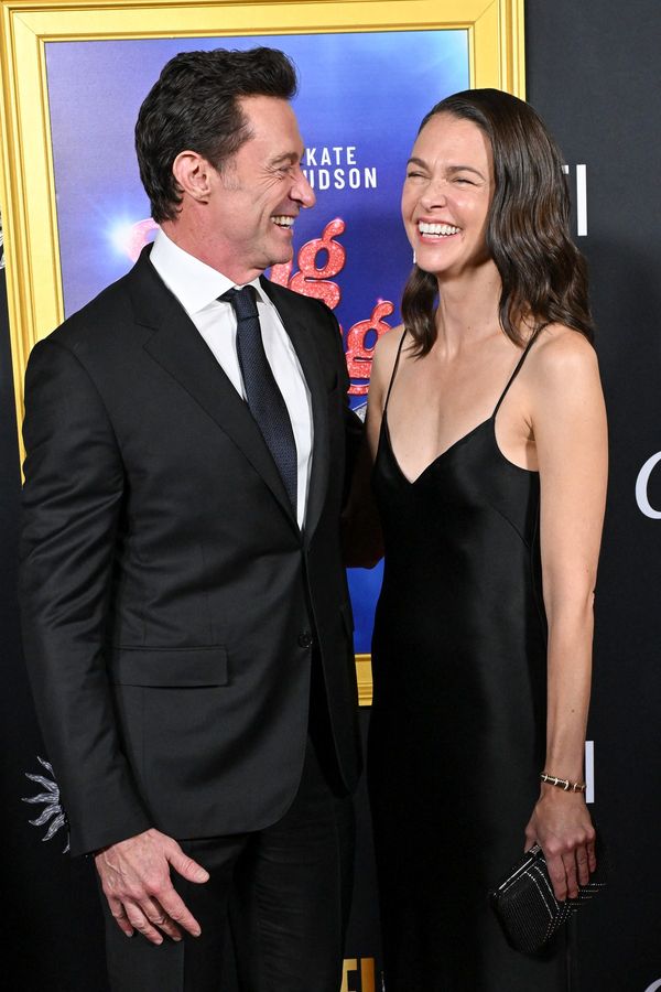 Wolverine poprvé vyvedl na akci kolegyni, kvůli níž po 27 letech opustil manželku. Podvodníci! vyslechli si od fanoušků - fotka 1/1