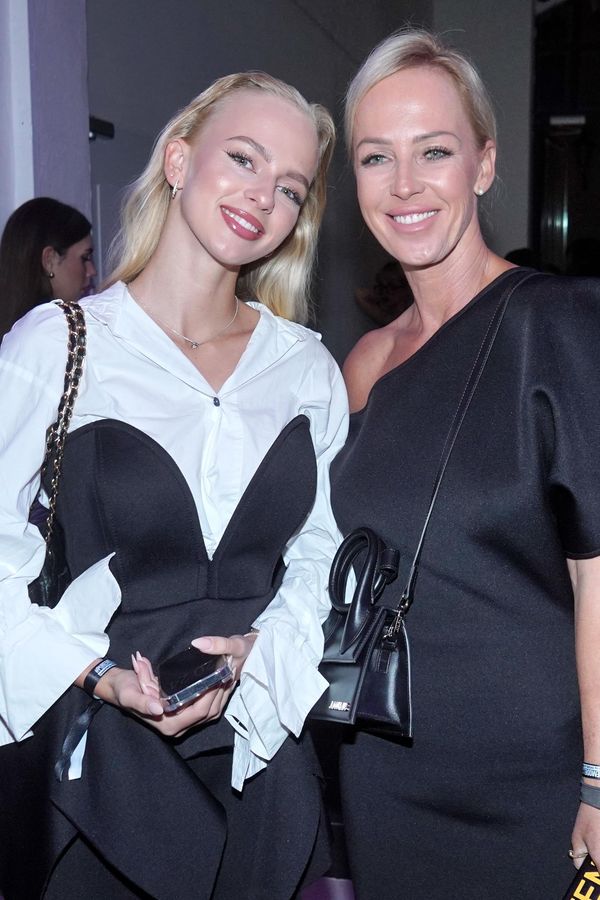 Tenhle návrat z dovolené nečekala ani v nejhorším snu! Belohorcová s dcerou na Tenerife skončily na policii - fotka 1/1