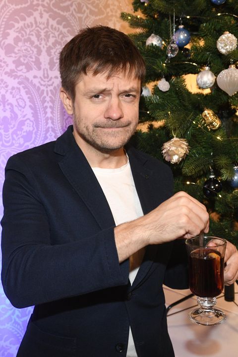 Jiří Mádl zazáří ve vánoční pohádce. Už by rád vzal před kameru i dvouletého syna, má ale smůlu. Přítelkyně řekla ne