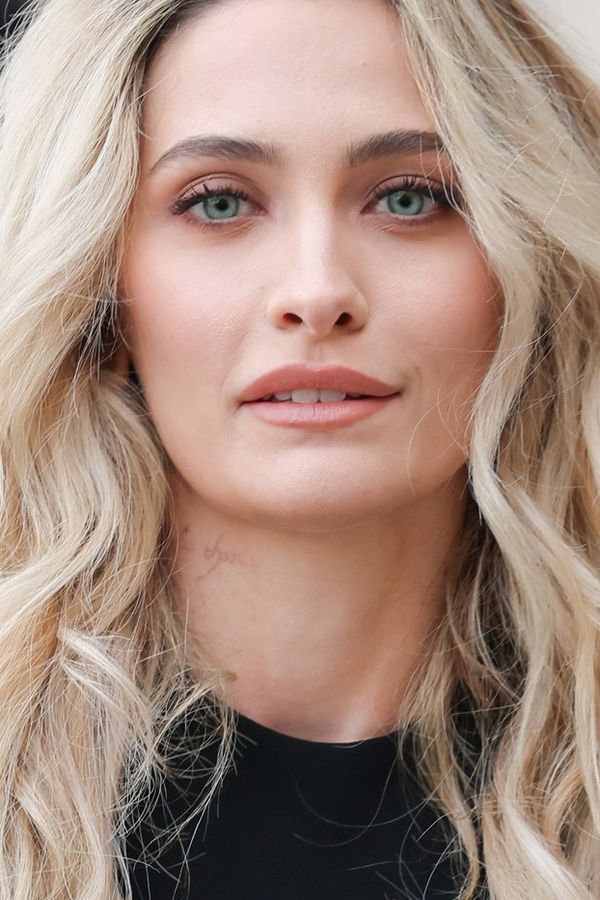 Částka, kterou zdědila po otci, vám vyrazí dech! Paris Jackson přesto pátrá, kam mizí další miliony - fotka 1/1
