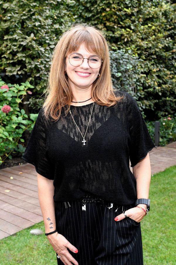 Marta Jandová oslavila 13 let od zásnub: Odhalila střípky z rodinného archivu a těhotenské bříško - fotka 1/1