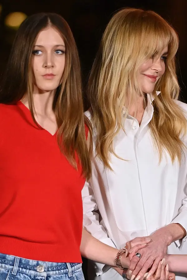 Daly jasně najevo, na čí straně stojí! Dcery Kidman a Urbana dojemně podpořily maminku na první akci od oznámení rozvodu - fotka 1/1