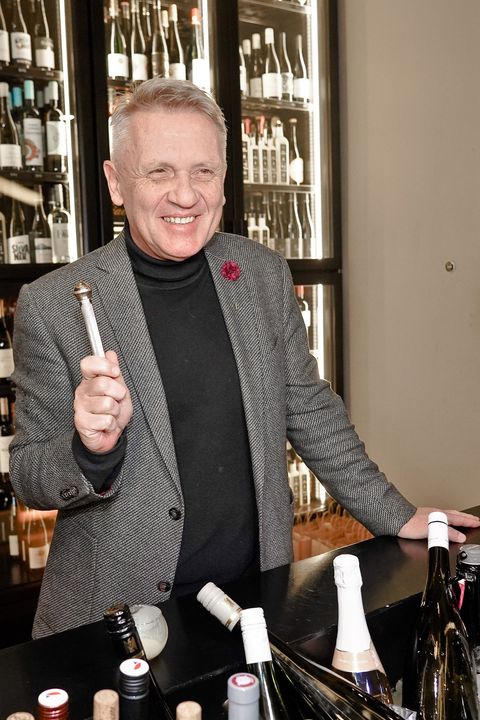 Osamělé Vánoce, operace i konec s večírky s celebritami: Co se děje s knězem Zibi Czendlikem, který oddával Bílou?