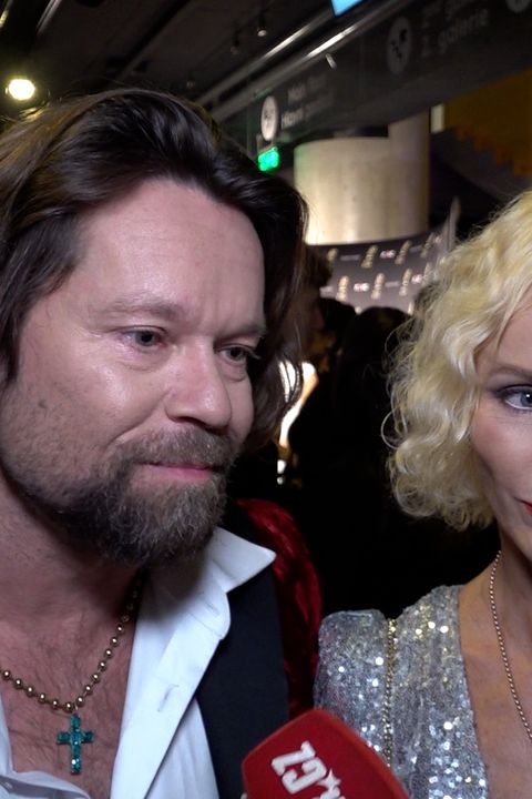 Striptýz přímo před kamerou: Richard Krajčo sundal sako a začaly se dít věci