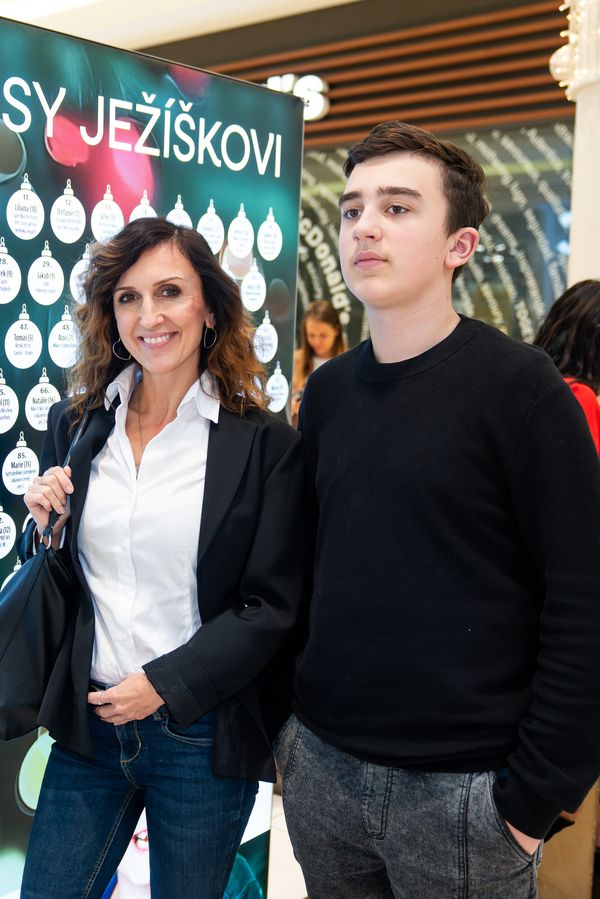 Vztah s hvězdou Specialistů jí ztroskotal, doma ale má jeho kopii: Takhle teď vypadá čtrnáctiletý syn Hány a Fišarové - fotka 1/1
