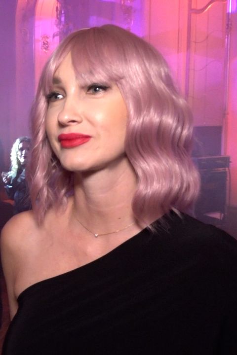 Dominika Mesarošová bez podprsenky a v paruce! Poznali byste ji? 