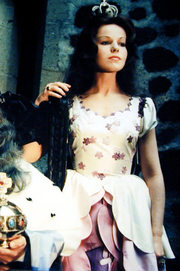 Zemřela Zlatovláska Jorga Kotrbová. Svou nejslavnější roli do konce života nenáviděla - fotka 1/1