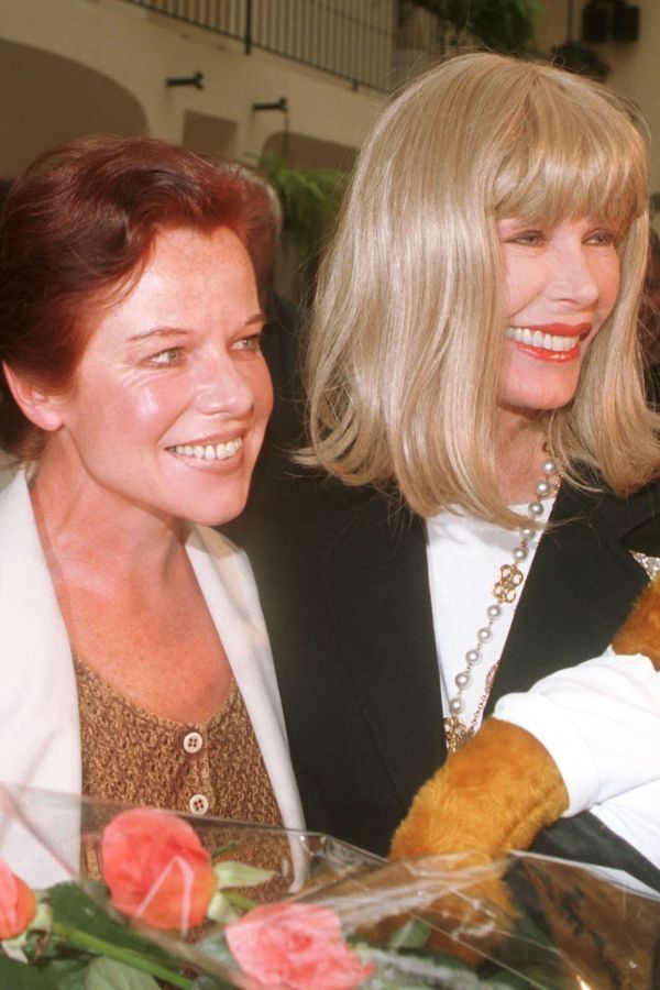 Jorga Kotrbová jako hlas Šťabajzny ze seriálu M*A*S*H: Takhle jim to slušelo na společném setkání. Obě zemřely letos - fotka 1/1