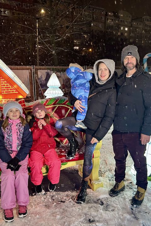 Rok od porodu se seriálová sestřička Lenka Zahradnická pochlubila velkou rodinou. Padla slova i o čtvrtém dítěti!