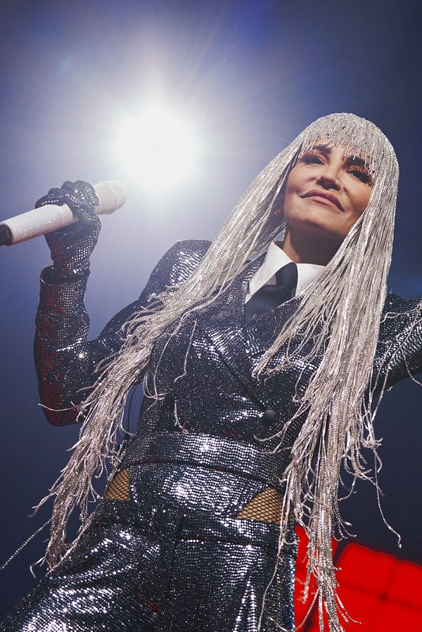 Vášnivá líbačka Dary Rolins a Pavla Nedvěda: Deset měsíců od zásnub jsou jako dvě hrdličky - fotka 1/1