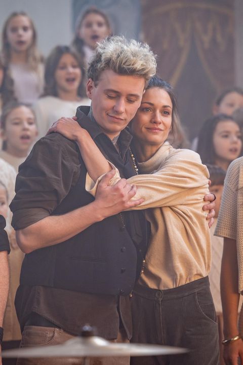 Z holohlavého padesátníka přesedlala na potetovaného mladíčka: Ke komu má blízko krásná ex Hynka Čermáka? Máme foto