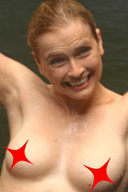 Hvězdu seriálu Emily in Paris svlékli v novém filmu donaha - fotka 1/1