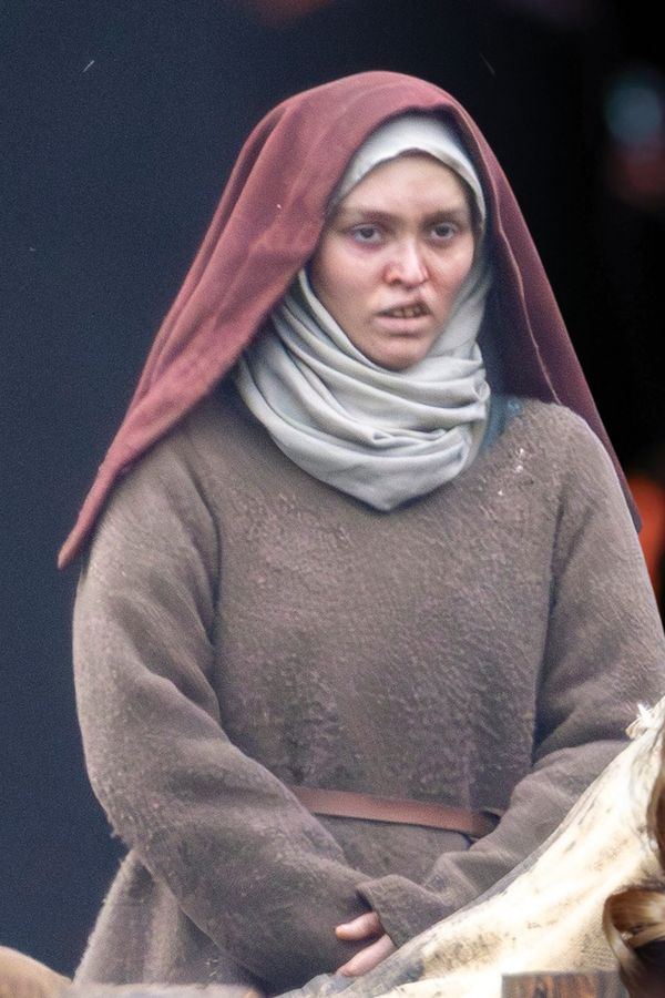 Dcera Deppa se změnila k nepoznání: Chanelku i make-up tentokrát nechala doma - fotka 1/1