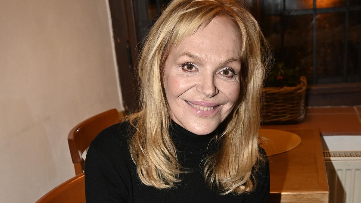 Dagmar Havlová popřála šťastný a zdravý rok: Fanoušky zaujala nejen zdravicí, ale i outfitem. Hlavně čepicí