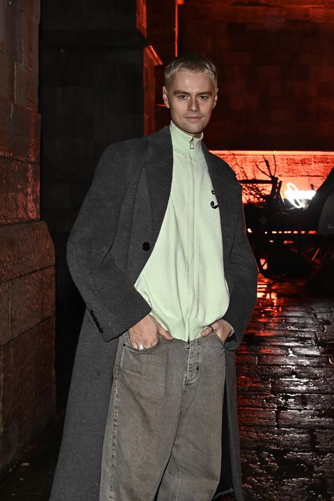 Prokletá třináctá show: Modely jako z hororu a lilo jako z konve. Návrhář olympijské kolekce se sám děsil