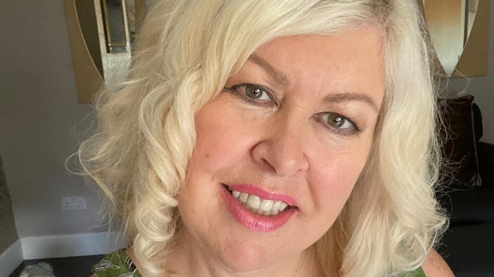 Při porodu málem zemřela, zpět mezi živé ji přivedl zesnulý otec: Nic takového jako nebe není, říká Skotka