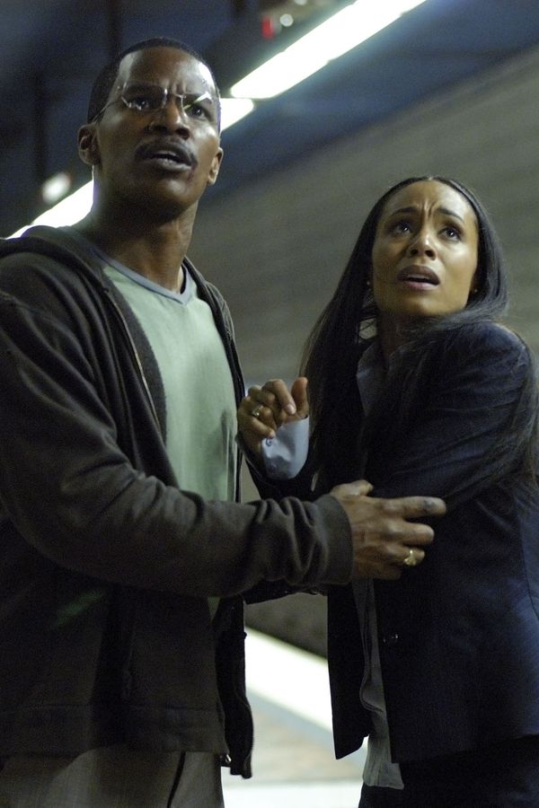 Tom Cruise studoval na zabijáka s agenty FBI, Jamie Foxx se vyučil taxikářem. Collateral změnil pravidla žánru - fotka 1/1