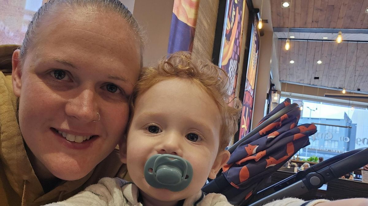 Žena našla dárce spermatu zdarma na facebooku a má díky němu syna: Nikomu bych to nedoporučila, říká