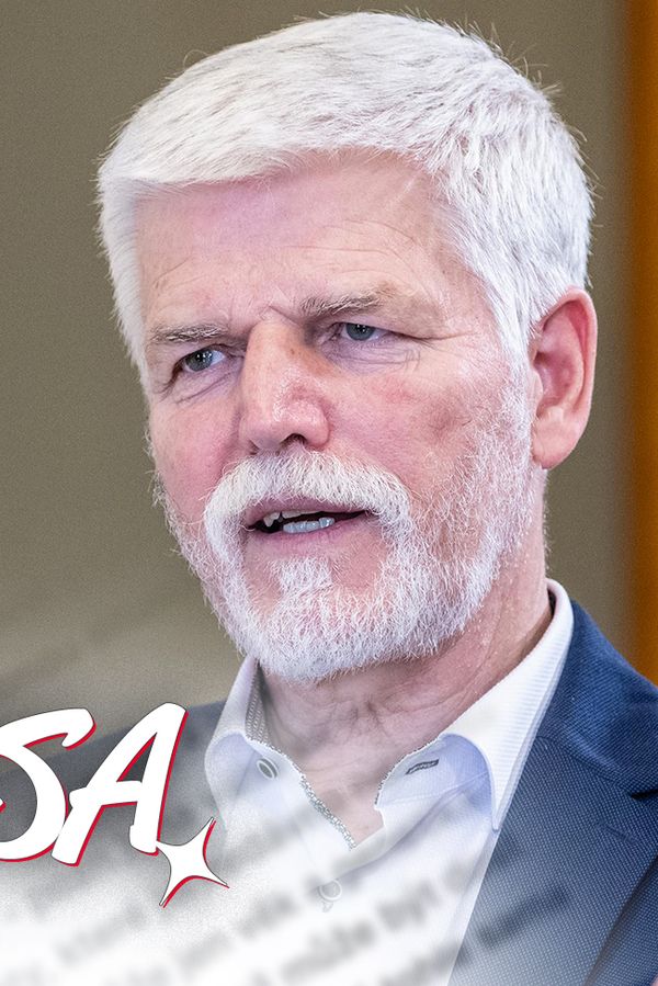 Glosa: Petr Pavel je oblíbený skoro tak jako Václav Havel. Z Pražského hradu by se ale měl pakovat - fotka 1/1