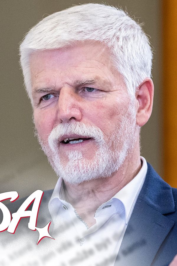 Glosa: Petr Pavel je oblíbený skoro tak jako Václav Havel. Z Pražského hradu by se ale měl pakovat - fotka 1/1