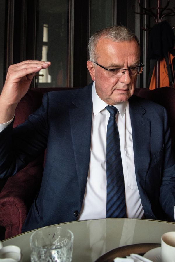 Jste na velkém omylu, vysmál se Miroslav Kalousek všem, kdo aktuálně slaví. Konec poplatků se podle něj prodraží - fotka 1/1