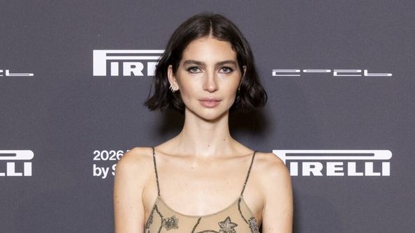 Dcera Paula Walkera (†40) odzbrojila nahotou v Praze! Krásná Meadow ukázala v průsvitných šatech i kalhotky