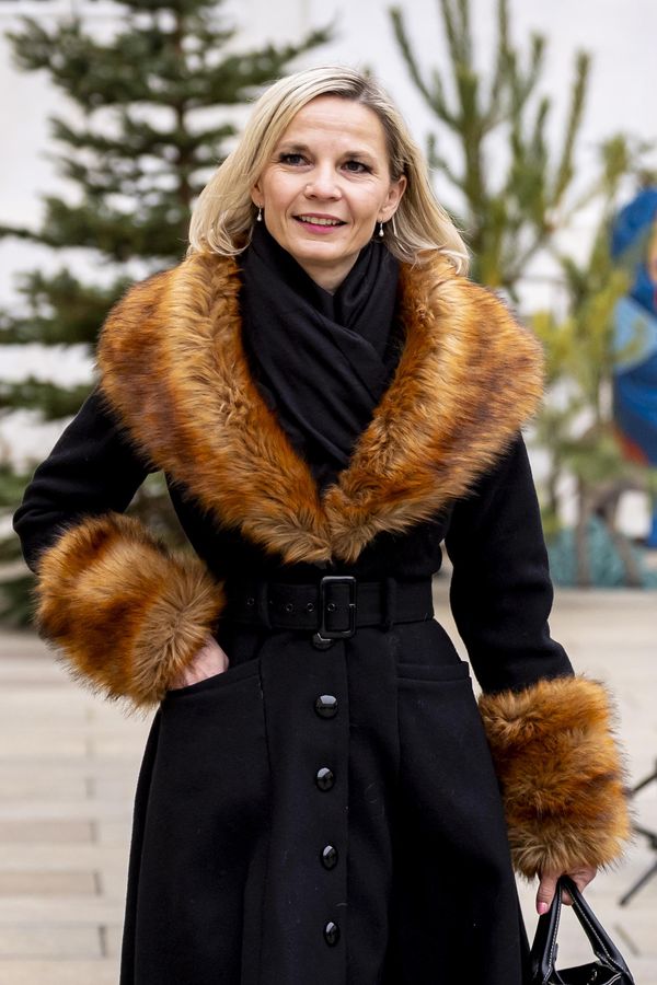 Miluje tanec u tyče, šéfuje Bílině a ohání se Klementem Gottwaldem: Budoucí ministryně Bařtipánová si naběhla - fotka 1/1