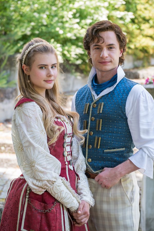 Štědrovečerní pohádka plná hvězd! Kdo se představí ve filmu úspěšného režiséra? - fotka 1/1