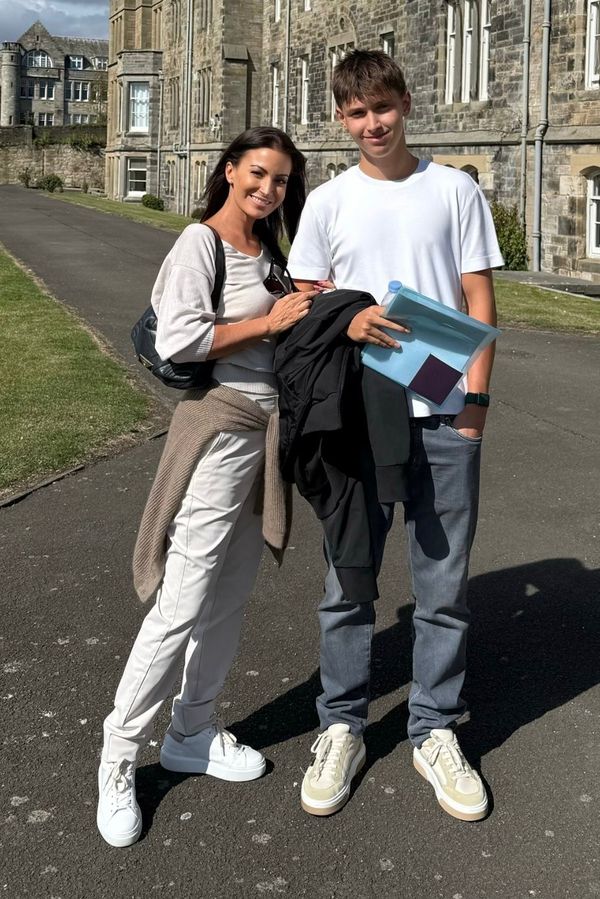 Sotva si zvykla, že má syna ve Skotsku, musí vstřebat další šok. Syna Gabriely Partyšové čeká důležité rozhodnutí - fotka 1/1