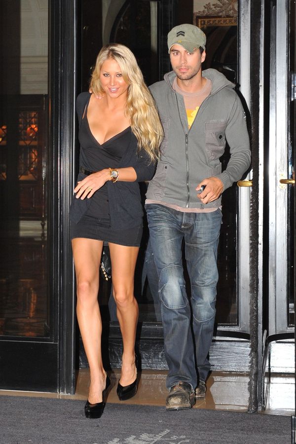 Anna Kurnikovová a Enrique Iglesias mají čtvrté dítě! Bývalá tenistka ukázala své sluníčko v celé kráse  - fotka 1/1