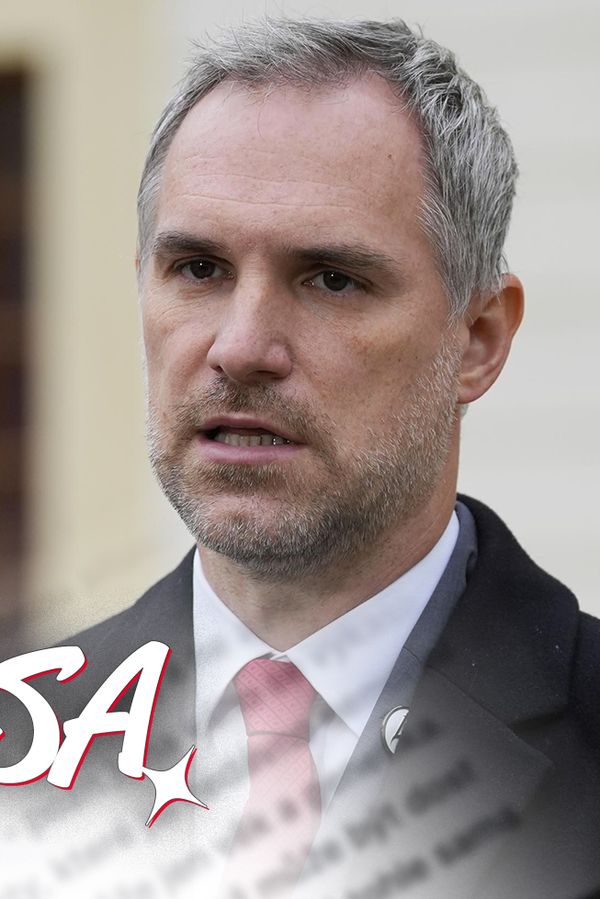 Glosa: Velký den Prahy a Michala Suchánka. Zdenda Hřib se už nebude montovat do dopravy - fotka 1/1