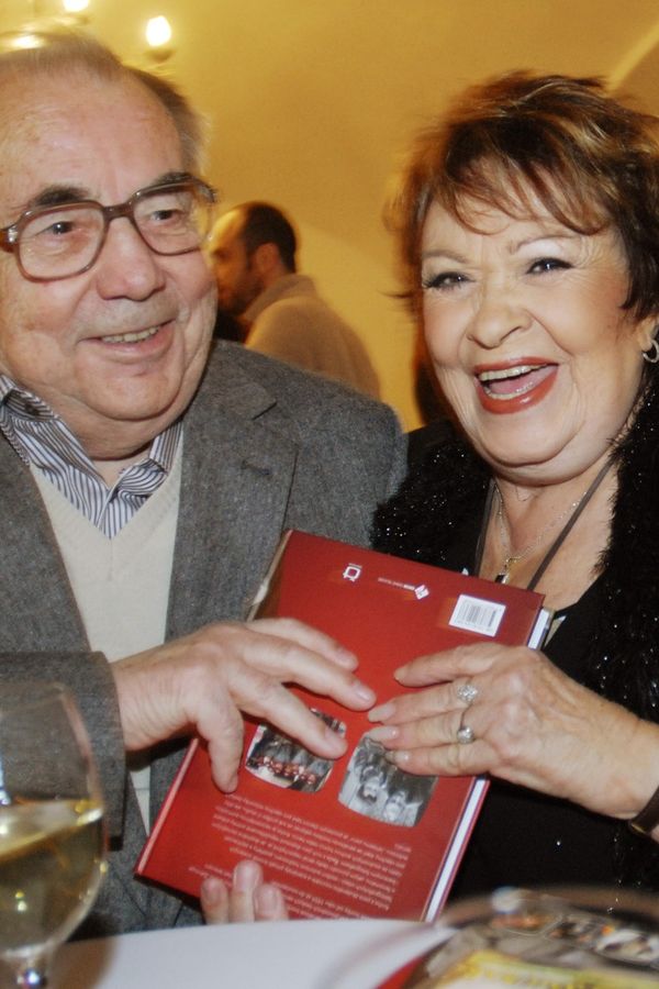 Otec televizního seriálu chránil své dílo před okupanty s vesly v rukou. O jeho smrti věděli novináři dřív než manželka  - fotka 1/1