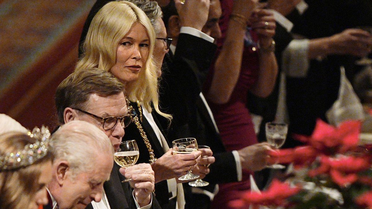 Claudia Schiffer na hradě Windsor vypadala sama jako královna! Premiér z ní byl prý unešený