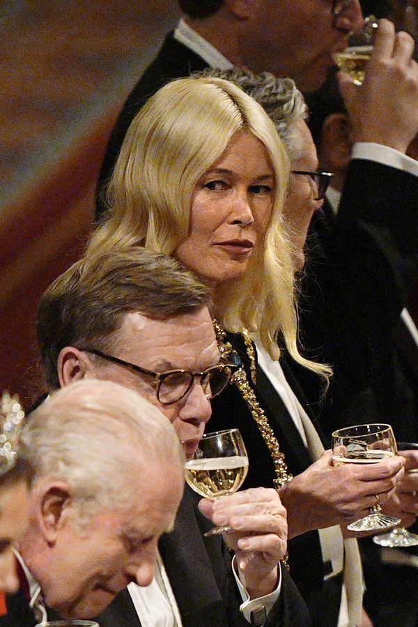 Claudia Schiffer na hradě Windsor vypadala sama jako královna! Premiér z ní byl prý unešený - fotka 1/1