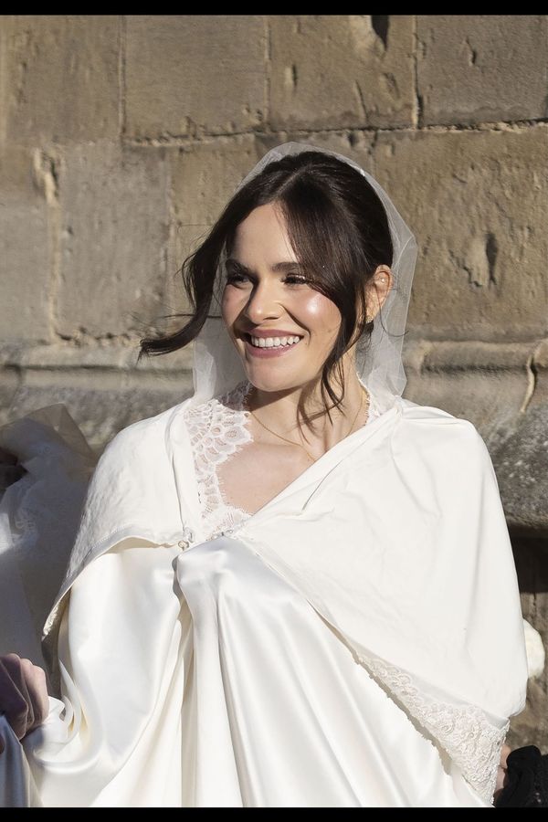 Hořkosladká svatba krásné dcery Gordona Ramsayho: Rodina slavného ženicha chyběla. Hanba vám! vzkázali příbuzní - fotka 1/1