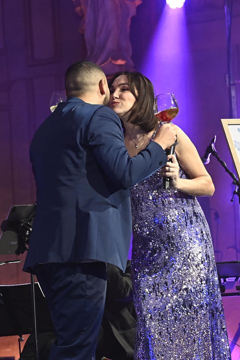 To tady ještě nebylo: Baby shower v kostele! Kamila Nývltová odhalila pohlaví svých dvojčátek