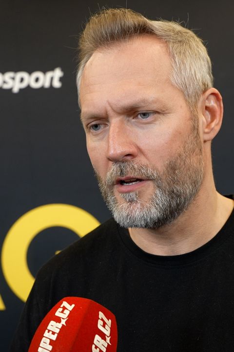 Věřím, že Karlos bude za chvíli zpátky: Promotér Oktagonu o zatčení své největší hvězdy. Vémolovi hrozí až 18 let