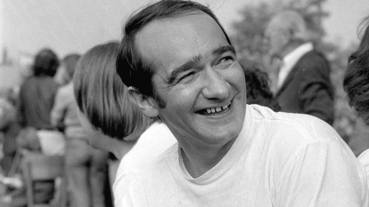 Dvanáct vteřin k nesmrtelnosti: Jako taxikáře z komedie S tebou mě baví svět si Jana Faltýnka (†59) pamatujeme dodnes