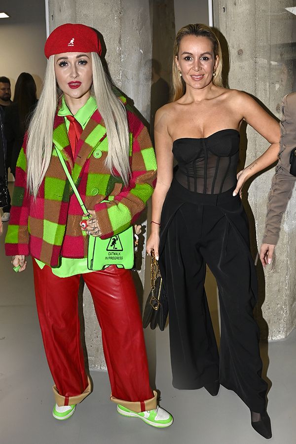 26 modelů ze setkání Novy: Sharlota vypálila i čočky fotoaparátů, krásky ze seriálů a reality show ukázaly kůži  - fotka 1/1