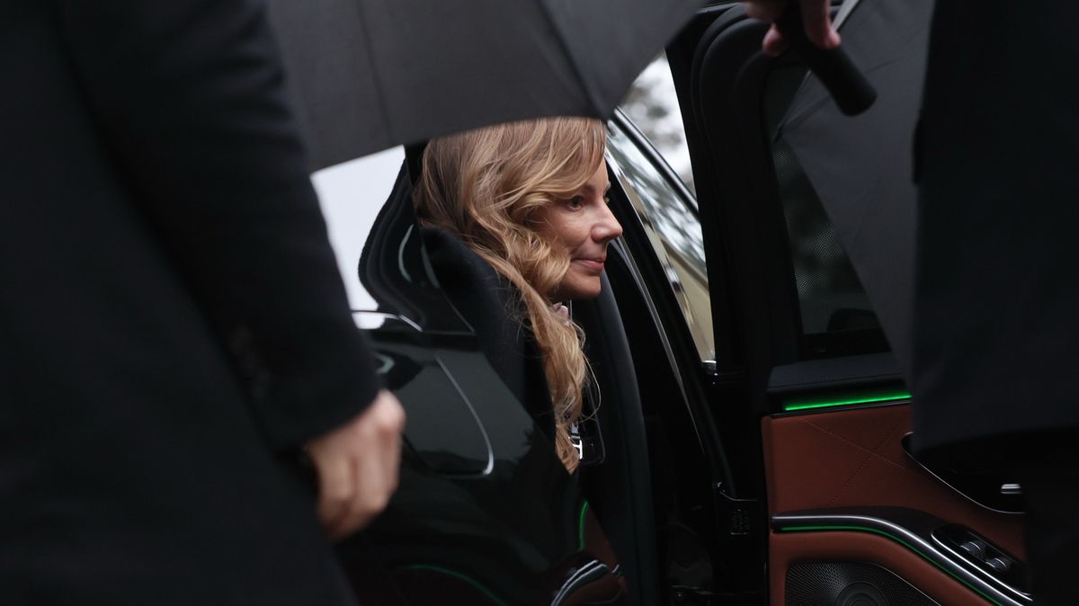 První Vánoce bez milovaného Patrika. Nikola Hezucká píše zesnulému muži zprávy. Miluji tě, chybíš nám…