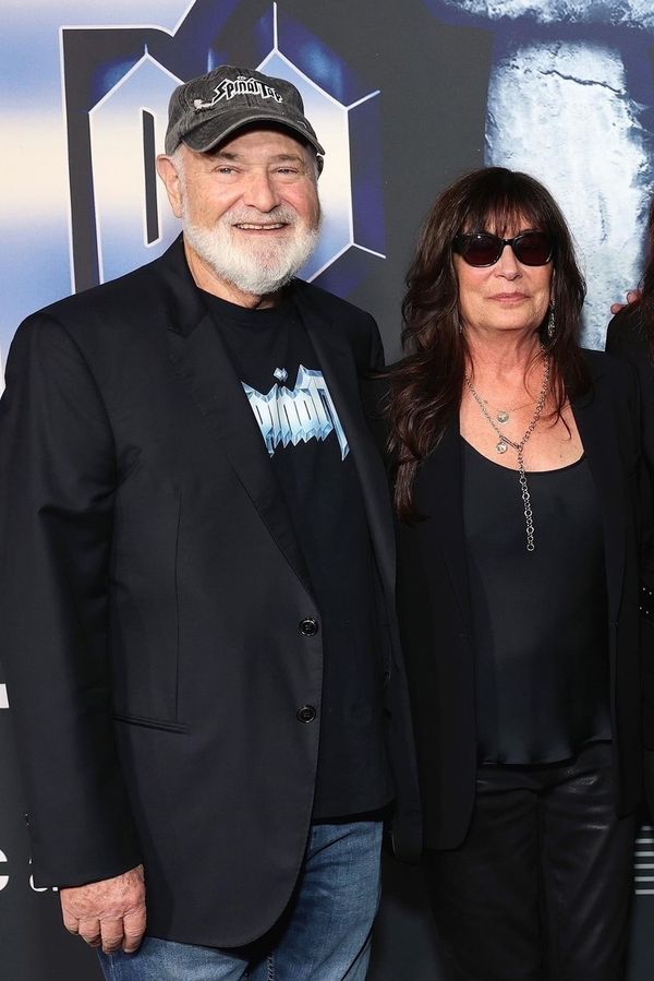 Hádka na vánočním večírku skončila krví: Za vraždu slavného režiséra a jeho ženy nese vinu syn Nick - fotka 1/1