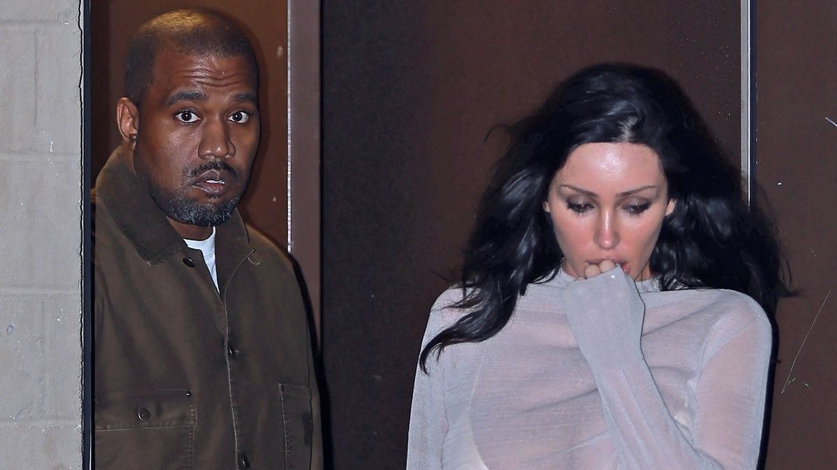 Bianca Censori je jako proutek! Kanye prý manželce naordinoval dietu a měří jí pas!