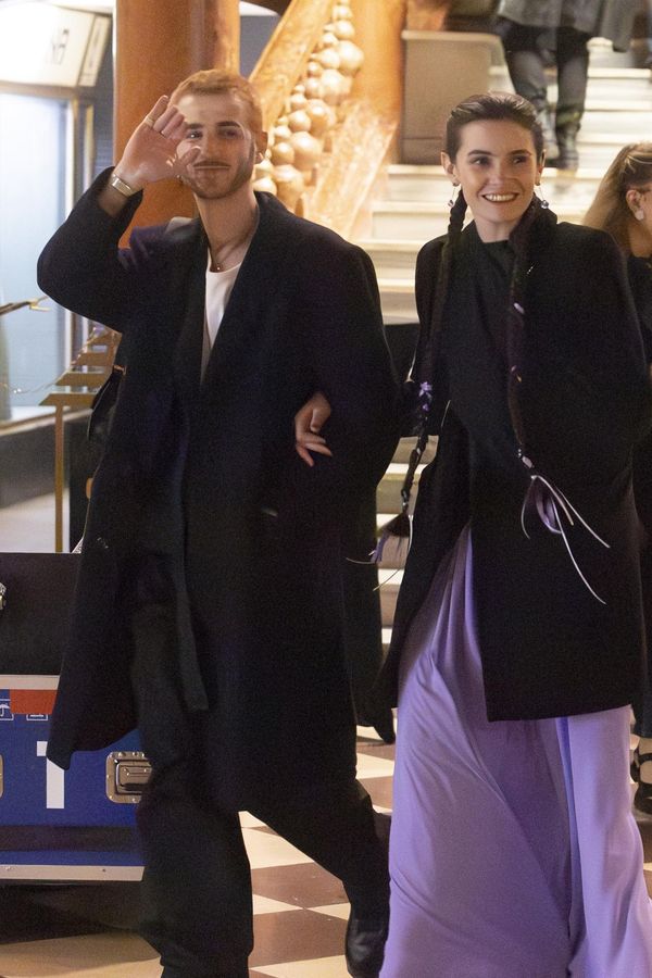 David Prachař na ni nečekal a ona za ním nespěchala: Sarah Haváčová z premiéry zamířila do víru noci s mladým zrzkem - fotka 1/1