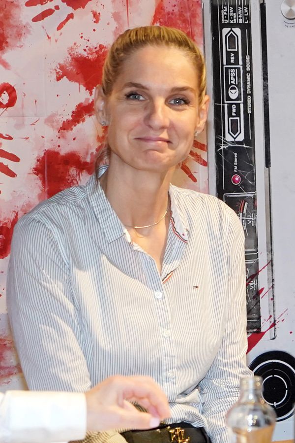 Skoro jako Simona Krainová: Vítězka Zrádců Mia provokovala v bikinách a fanoušci šli do kolen. Bestie z Baywatch, žasli - fotka 1/1