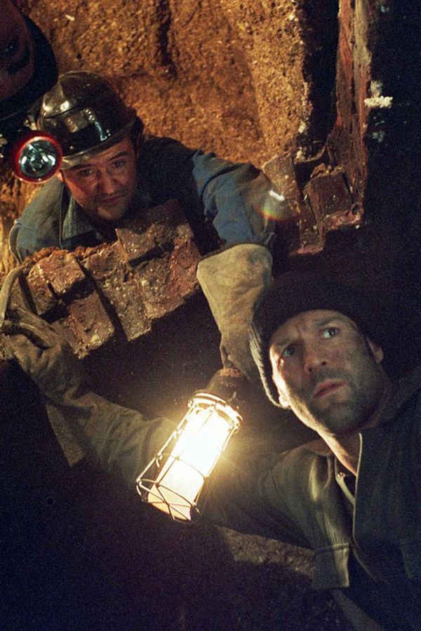 Skokan do vody a model coby šéf party, která vykradla Lloyd Bank. Jak to bylo s proslulou loupeží doopravdy? - fotka 1/1