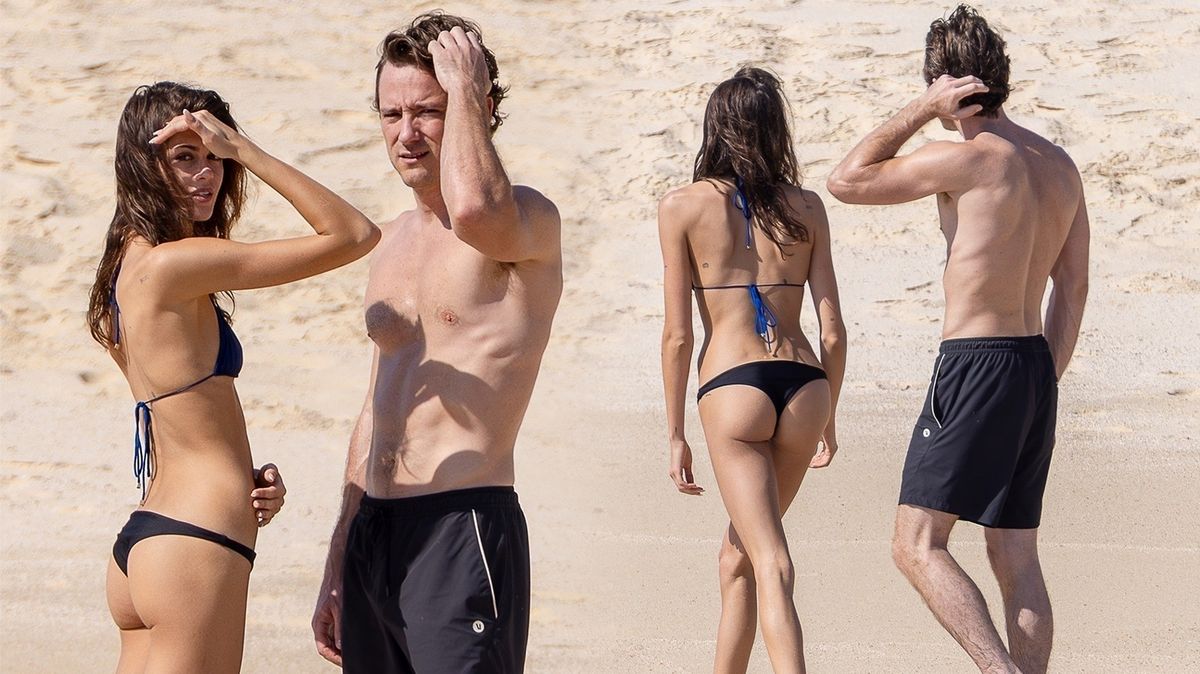 Stejná pláž, ale jiné plavky a jiný kluk! Dcera Cindy Crawford opět předváděla křivky na každoroční rodinné dovče