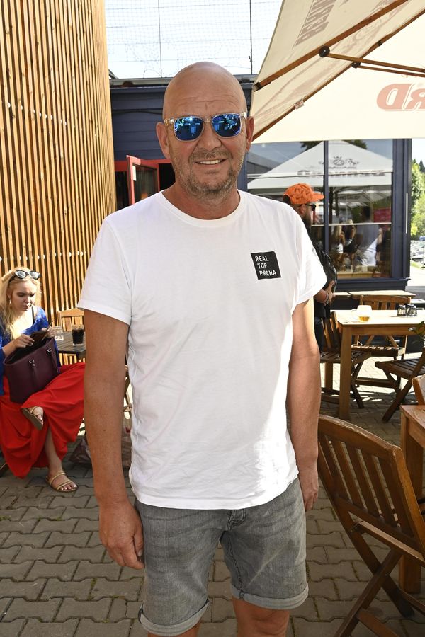 Příčina smrti Pavla Nečase objasněna. Záchranářům se herce nepodařilo oživit - fotka 1/1