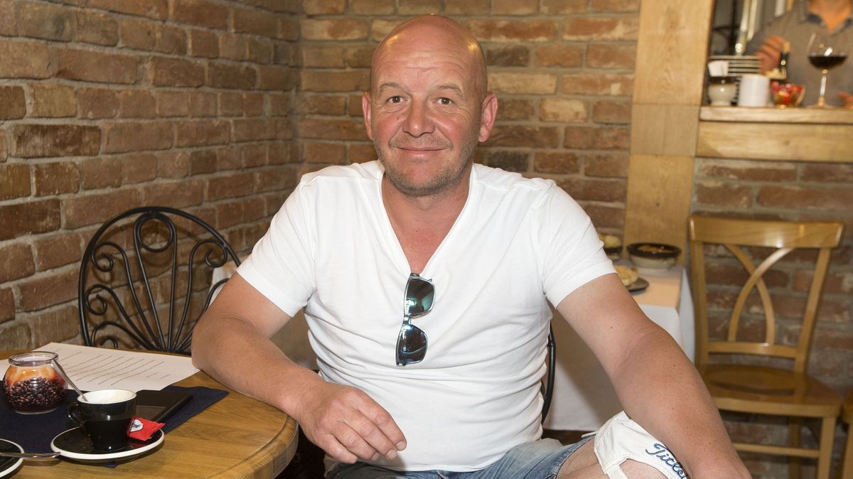 Pavel Nečas (†59) loni po nehodě, kde vypadal opile, mluvil o problémech se srdcem: Hrozně se mnou cloumají, přiznal